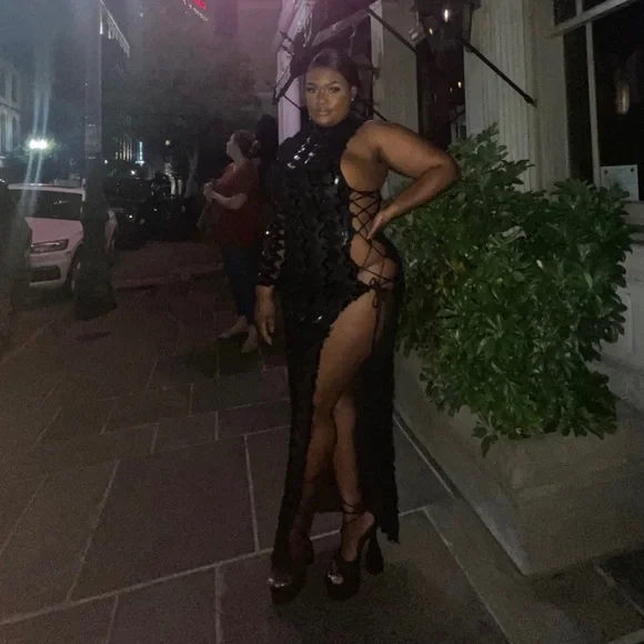 Birthday Dress - Picture 1 of 2